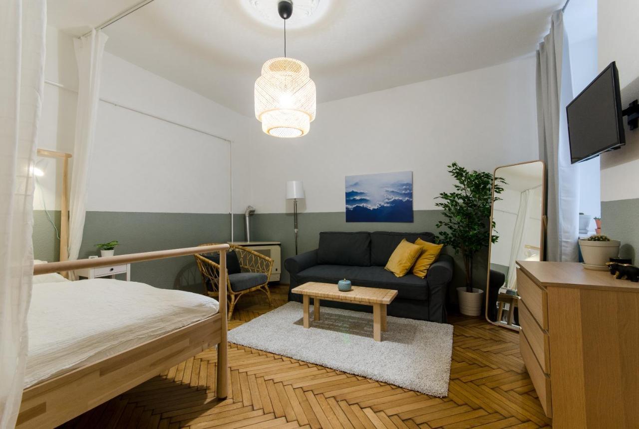 Studio Next To Opera House A26 Budapest Luaran gambar