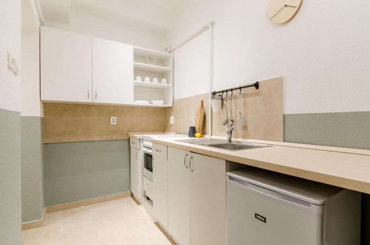 Studio Next To Opera House A26 Budapest Luaran gambar